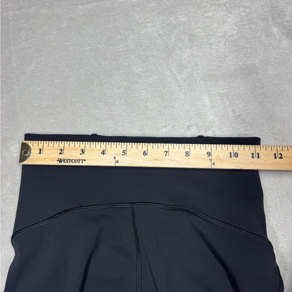 Lululemon Train Times Crop (17") Black Mesh Panels Capri Athletic Leggings 4 - Picture 8 of 16